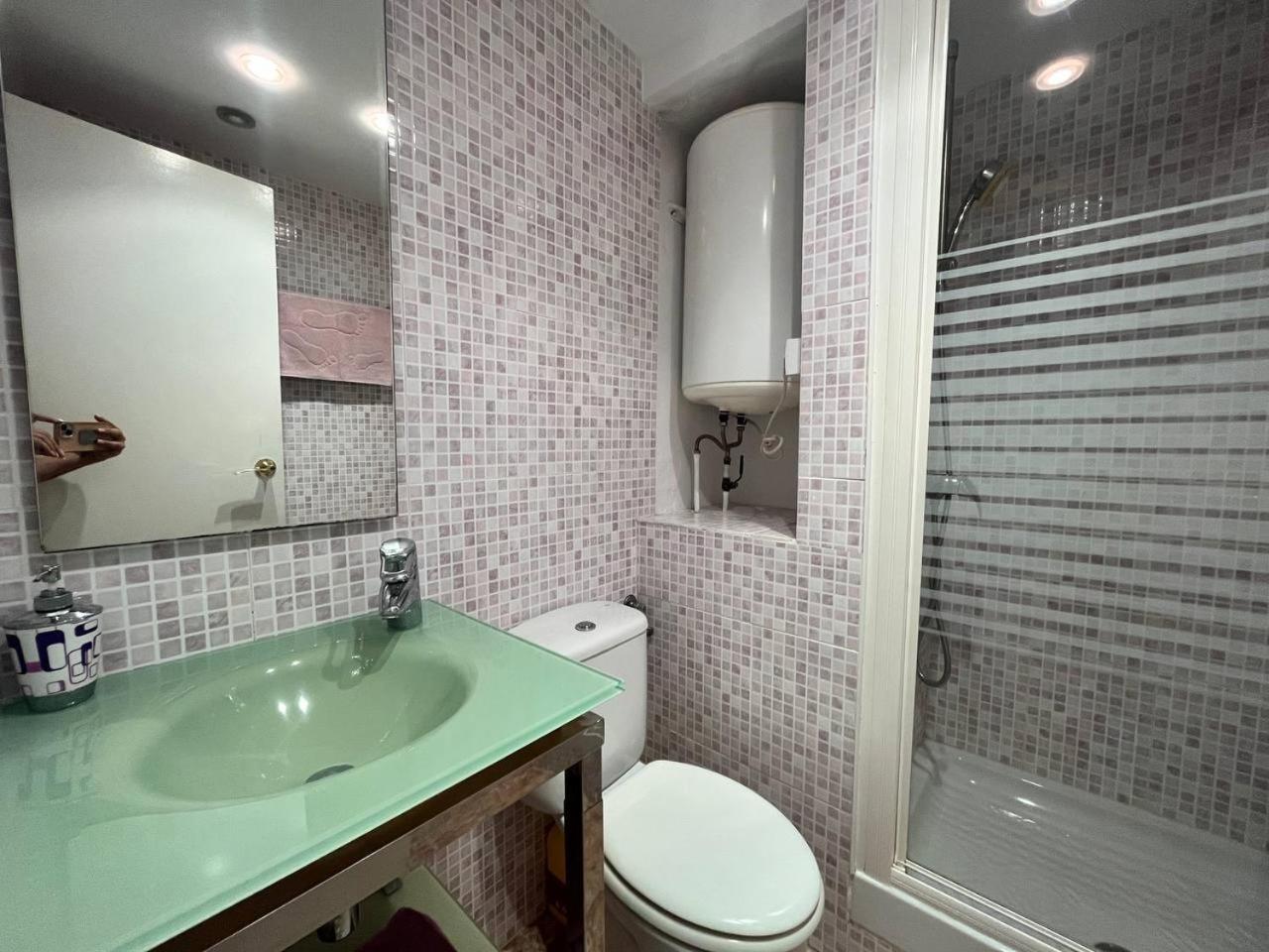 Estudio Con Tres Piscinas Comunitarias Y Pista De Tenis Roses Exterior foto